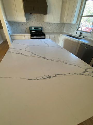 709 NW 10th St, Andrews, TX 79714