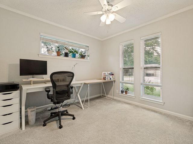410 E White Street, Pilot Point, TX 76258