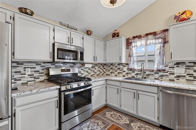 11632 W Lake Avenue, Littleton, CO 80127