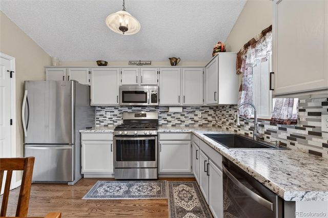 11632 W Lake Avenue, Littleton, CO 80127