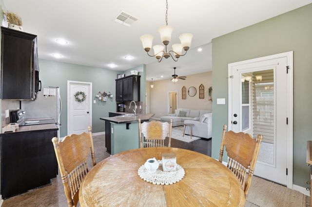 2000 Saint Bernard St, Thibodaux, LA 70301