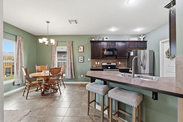 2000 Saint Bernard St, Thibodaux, LA 70301