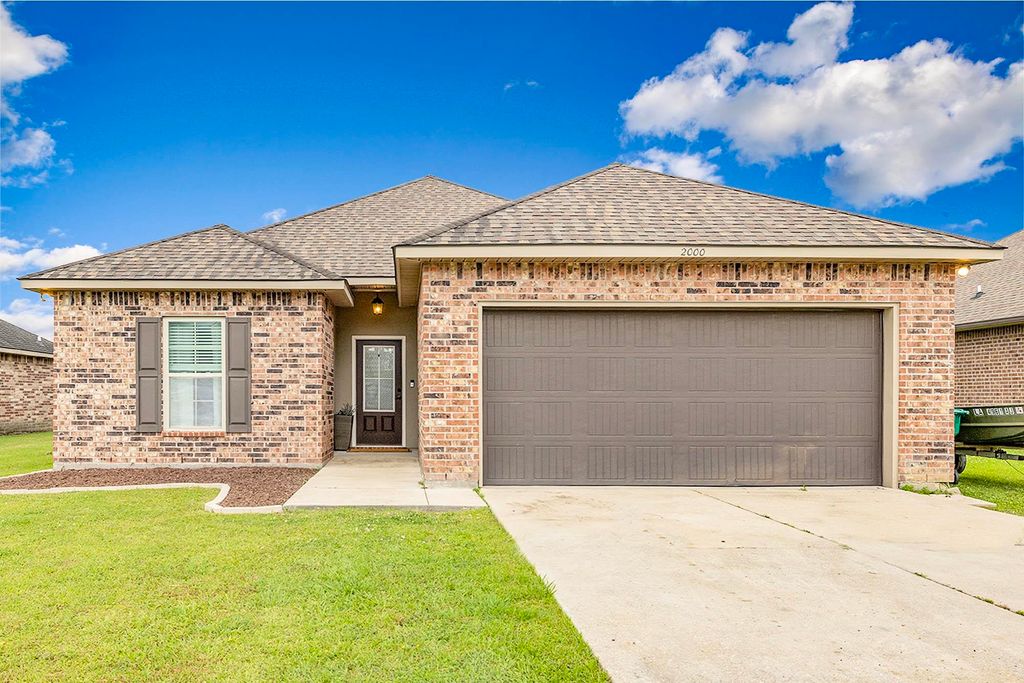 2000 Saint Bernard St, Thibodaux, LA 70301