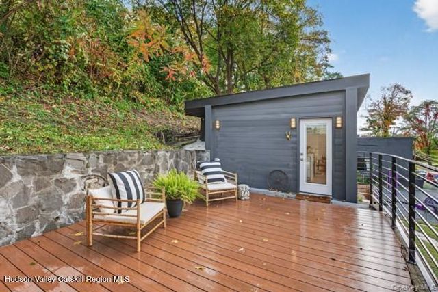 26 Gill Street, Kingston, NY 12401