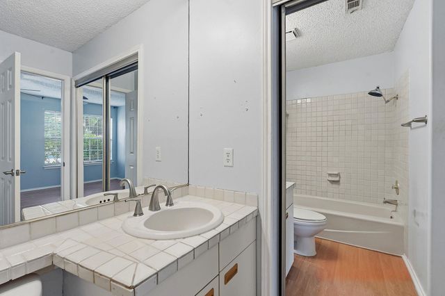 4305 Bonnell Vista CV A-6, Austin, TX 78731