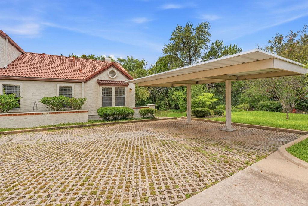 4305 Bonnell Vista CV A-6, Austin, TX 78731