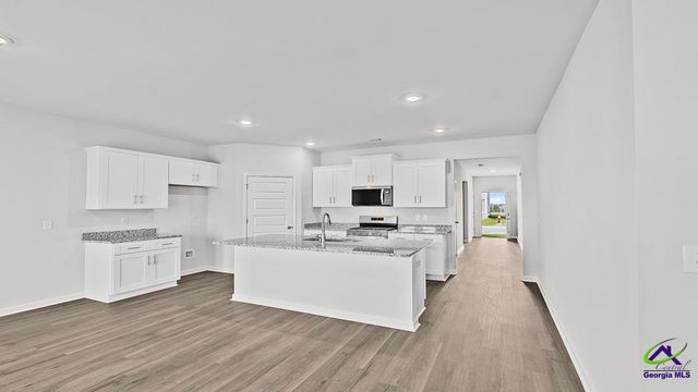 1121 Adirondac Way, Bonaire, GA 31005