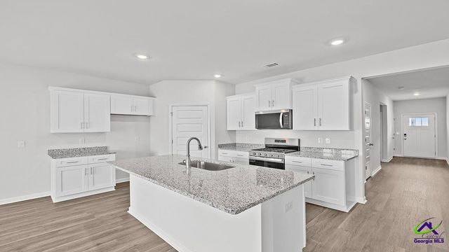 1121 Adirondac Way, Bonaire, GA 31005