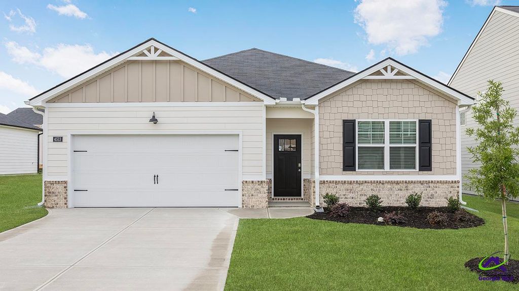 1121 Adirondac Way, Bonaire, GA 31005