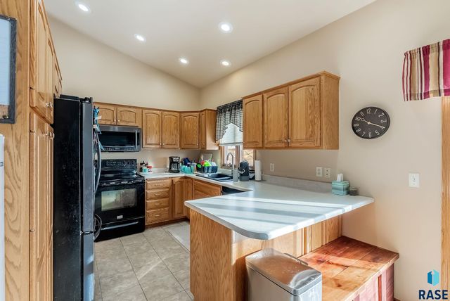 6400 S Crane Ave Avenue, Sioux Falls, SD 57108