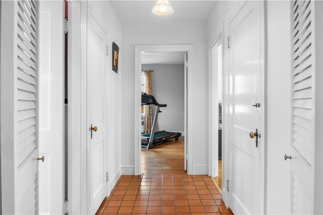 80 Kingswood Road, Bristol, RI 02809