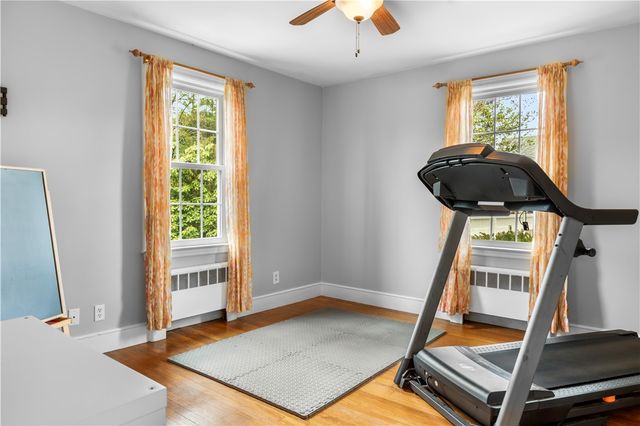 80 Kingswood Road, Bristol, RI 02809