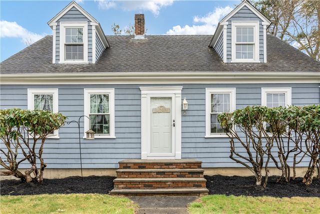 80 Kingswood Road, Bristol, RI 02809