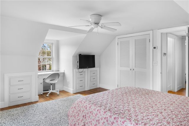 80 Kingswood Road, Bristol, RI 02809