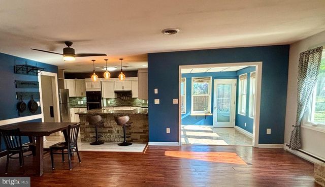 223 PINEVIEW DR, Palmyra, PA 17078