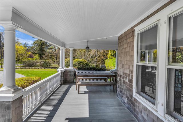 64 S Howells Point Road, Bellport Village, NY 11713