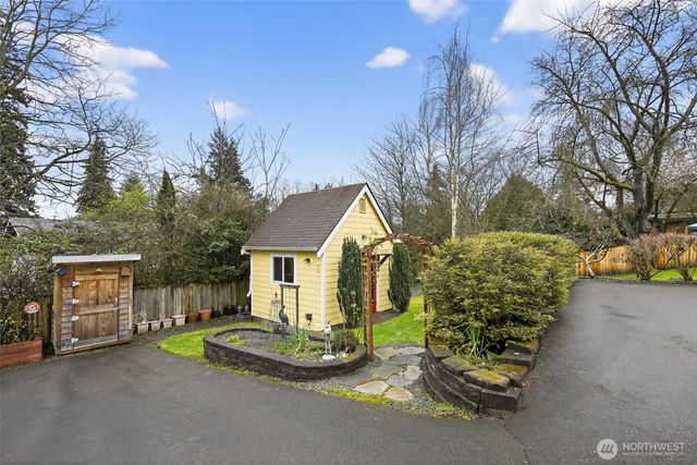 3931 Friday Avenue, Everett, WA 98201