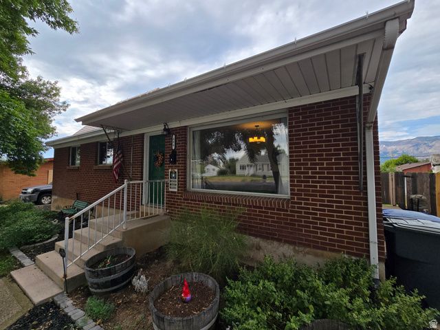 686 E 2ND ST, Ogden, UT 84404