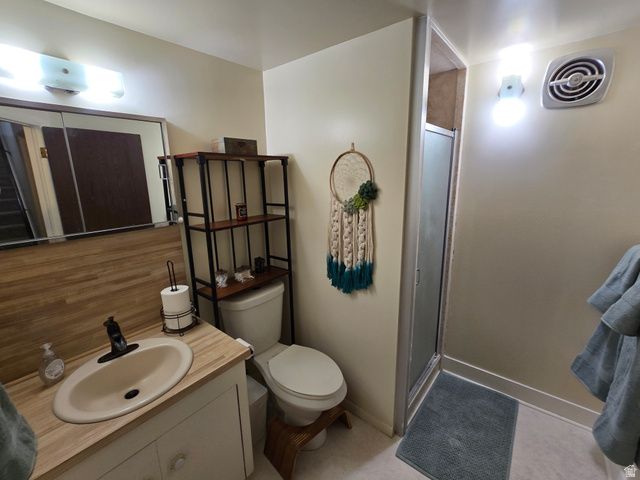 686 E 2ND ST, Ogden, UT 84404