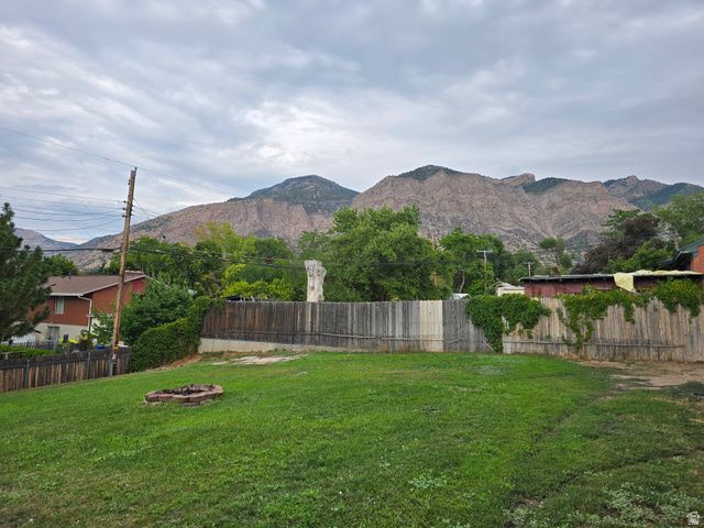 686 E 2ND ST, Ogden, UT 84404
