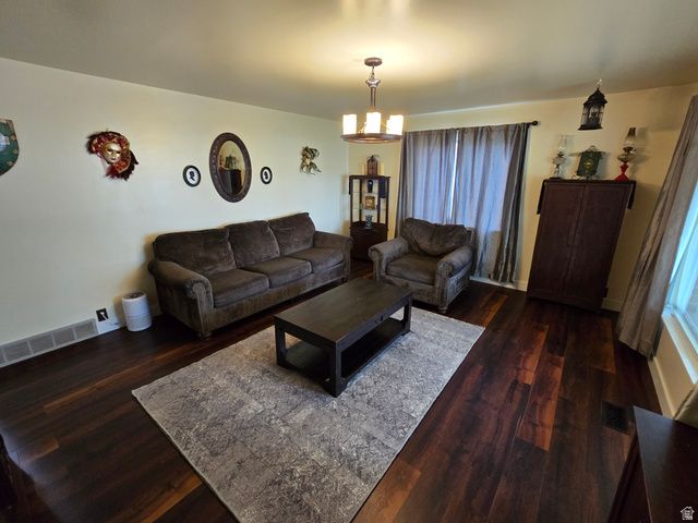 686 E 2ND ST, Ogden, UT 84404