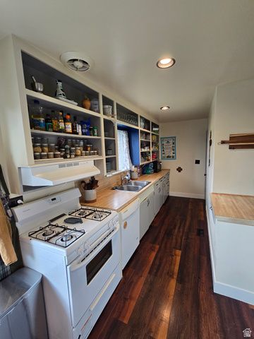 686 E 2ND ST, Ogden, UT 84404