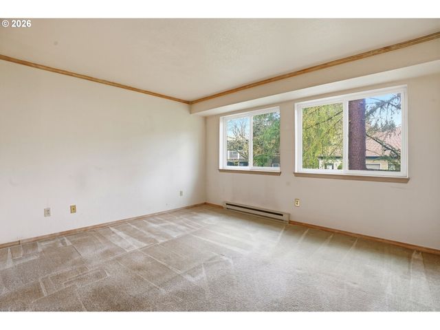 5059 FOOTHILLS Dr E, Lake Oswego, OR 97034