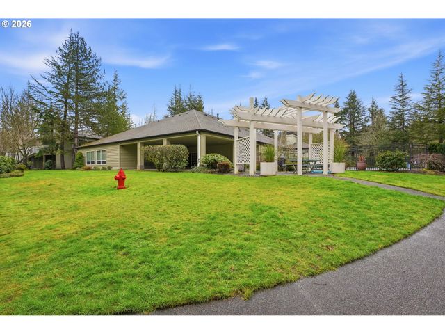5059 FOOTHILLS Dr E, Lake Oswego, OR 97034