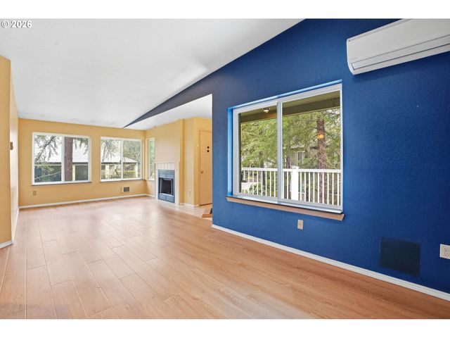 5059 FOOTHILLS Dr E, Lake Oswego, OR 97034