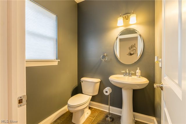 2135 W 6th Street, Cleveland, OH 44113