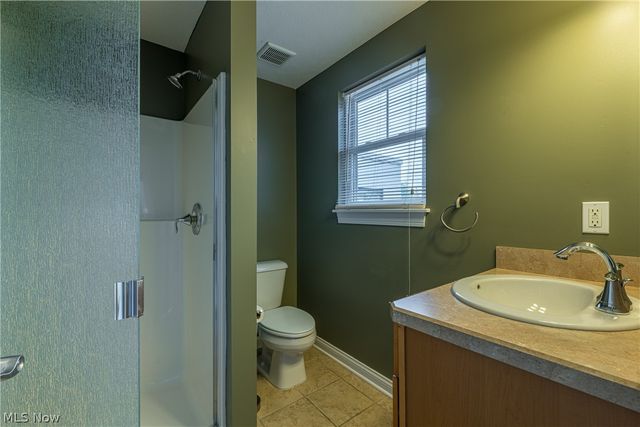 2135 W 6th Street, Cleveland, OH 44113