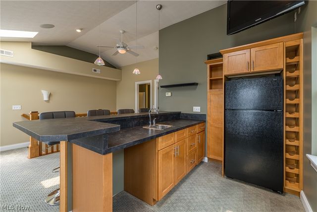 2135 W 6th Street, Cleveland, OH 44113