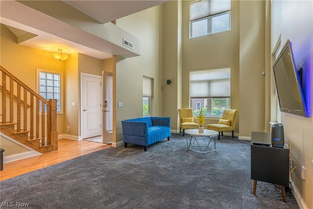 2135 W 6th Street, Cleveland, OH 44113