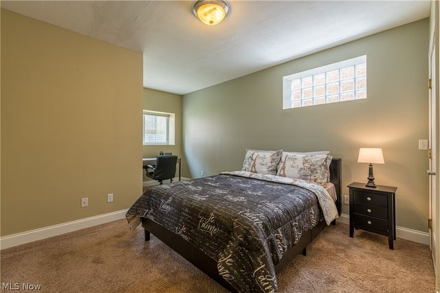 2135 W 6th Street, Cleveland, OH 44113
