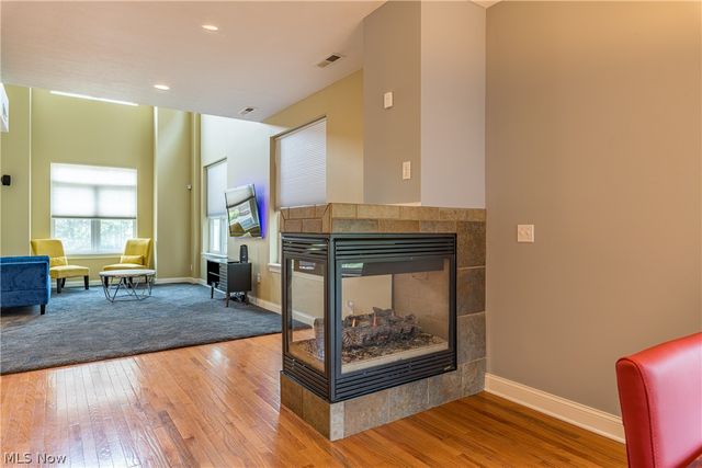 2135 W 6th Street, Cleveland, OH 44113
