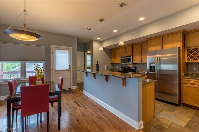 2135 W 6th Street, Cleveland, OH 44113
