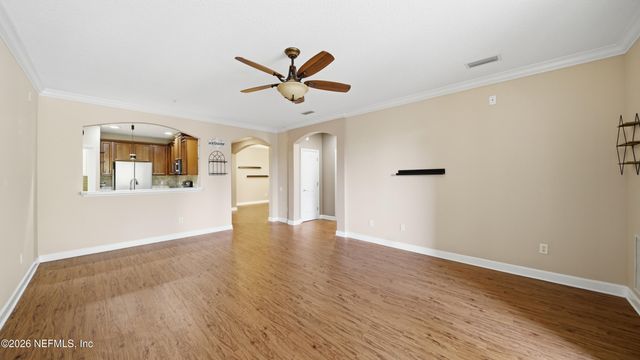 4480 DEERWOOD LAKE Parkway 236, Jacksonville, FL 32216