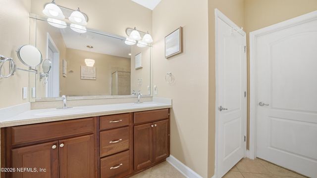 4480 DEERWOOD LAKE Parkway 236, Jacksonville, FL 32216