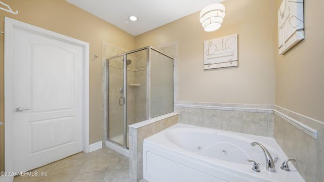 4480 DEERWOOD LAKE Parkway 236, Jacksonville, FL 32216