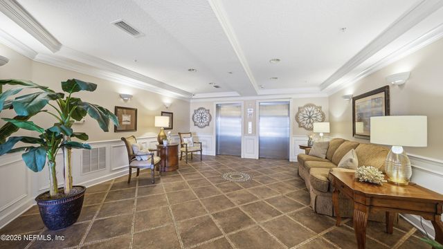 4480 DEERWOOD LAKE Parkway 236, Jacksonville, FL 32216