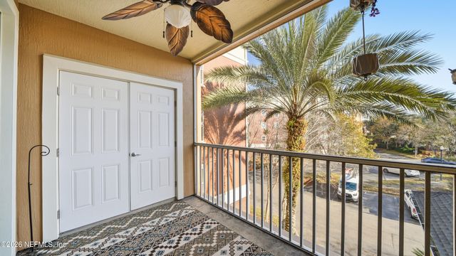 4480 DEERWOOD LAKE Parkway 236, Jacksonville, FL 32216