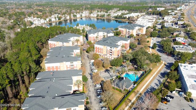 4480 DEERWOOD LAKE Parkway 236, Jacksonville, FL 32216