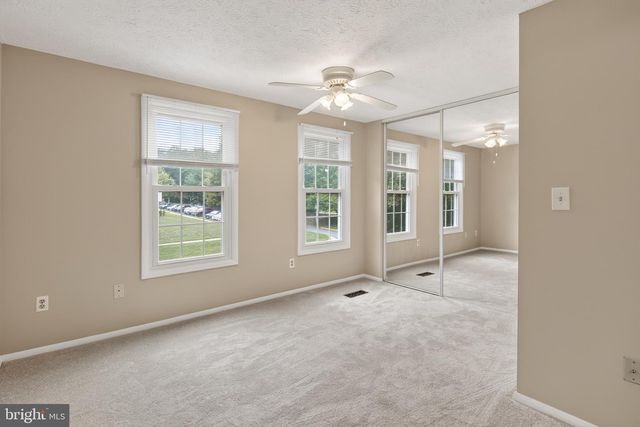 8741 SUSQUEHANNA ST, Lorton, VA 22079
