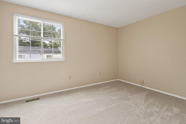 8741 SUSQUEHANNA ST, Lorton, VA 22079