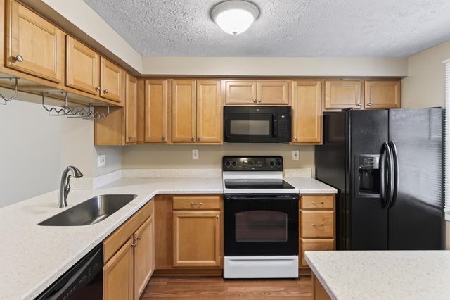8741 SUSQUEHANNA ST, Lorton, VA 22079