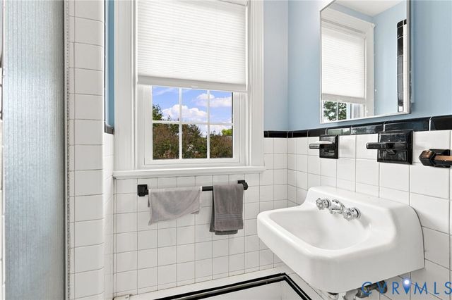 2414 National St, Henrico, VA 23231