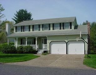 43 Mary Chilton Rd 43, Needham, MA 02492