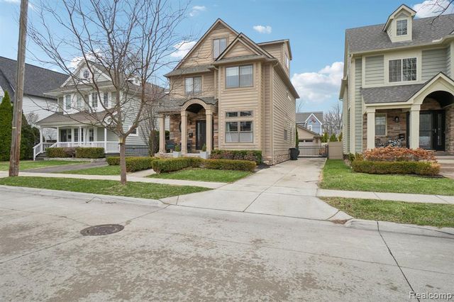 1335 Webster Street, Birmingham, MI 48009