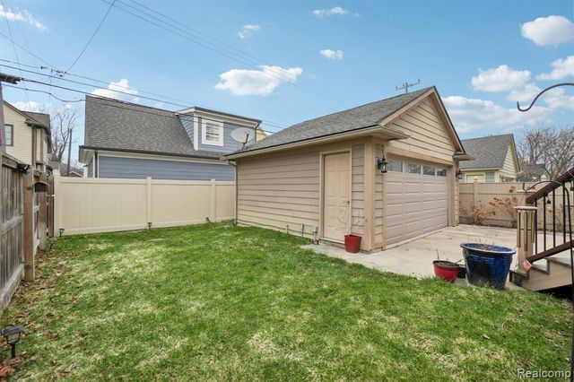 1335 Webster Street, Birmingham, MI 48009