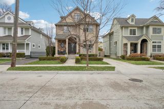 1335 Webster Street, Birmingham, MI 48009